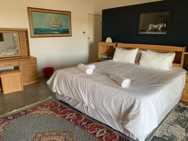 3 Aloes Guesthouse Uis Bagian luar foto